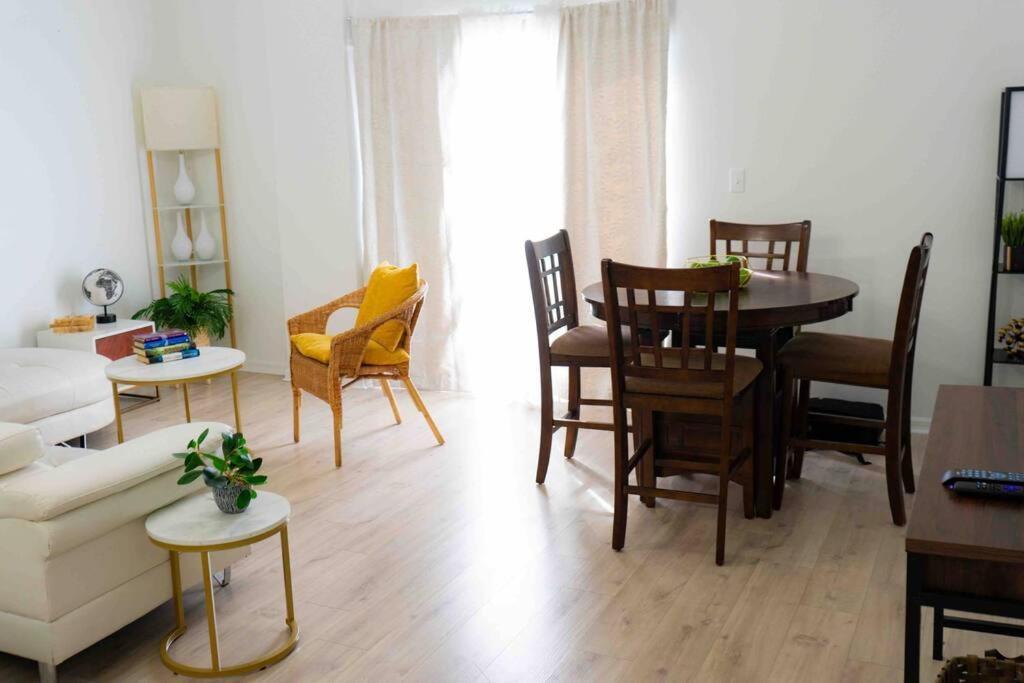 Newly Renovated Condo 5 Min From Airport Miami Buitenkant foto