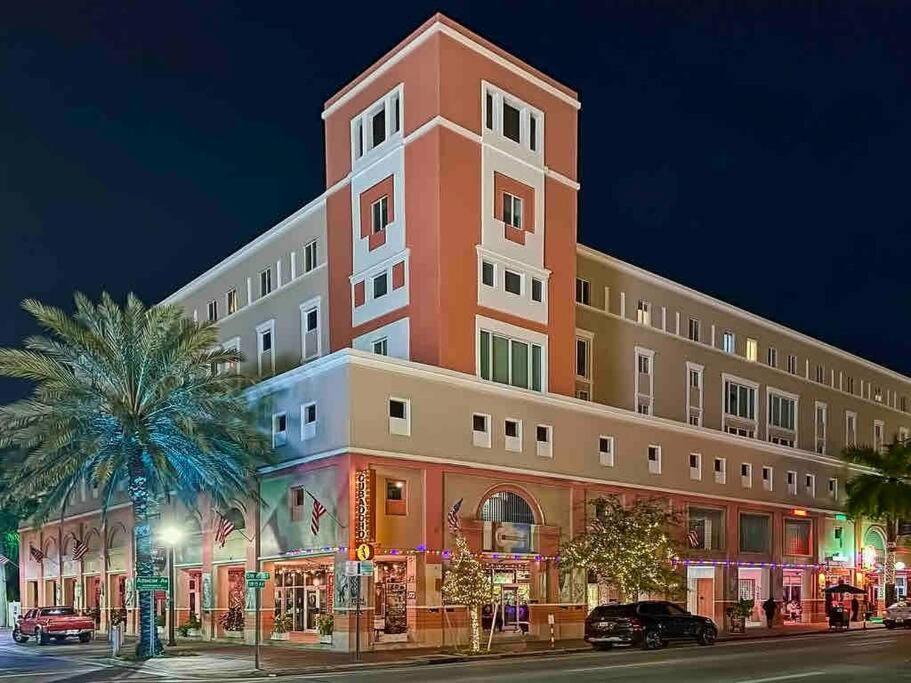 Newly Renovated Condo 5 Min From Airport Miami Buitenkant foto